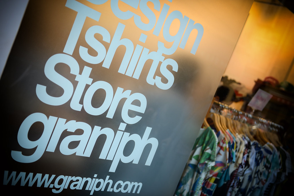 T shirt and design store.